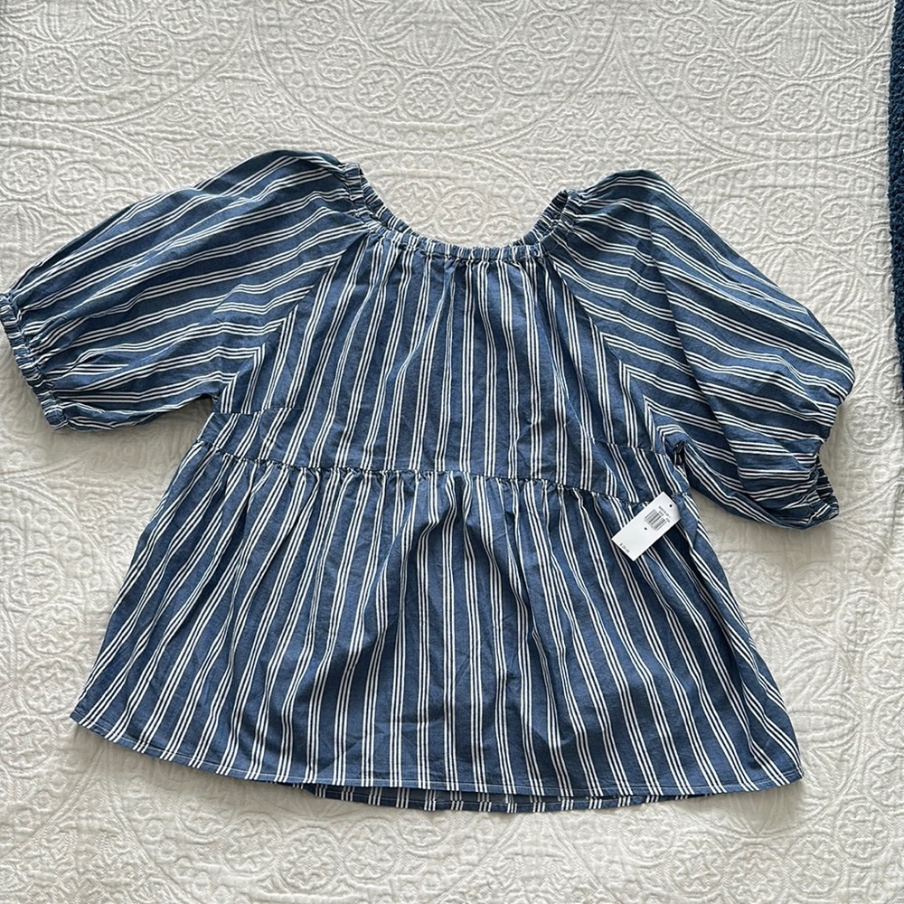 Old Navy Balloon Sleeve Blouse